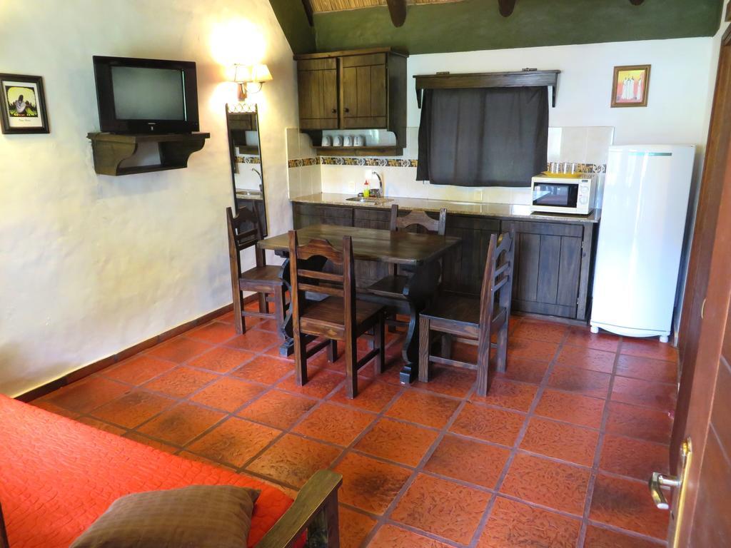 Casa De Piedra Hotell Termas del Daymán Rom bilde