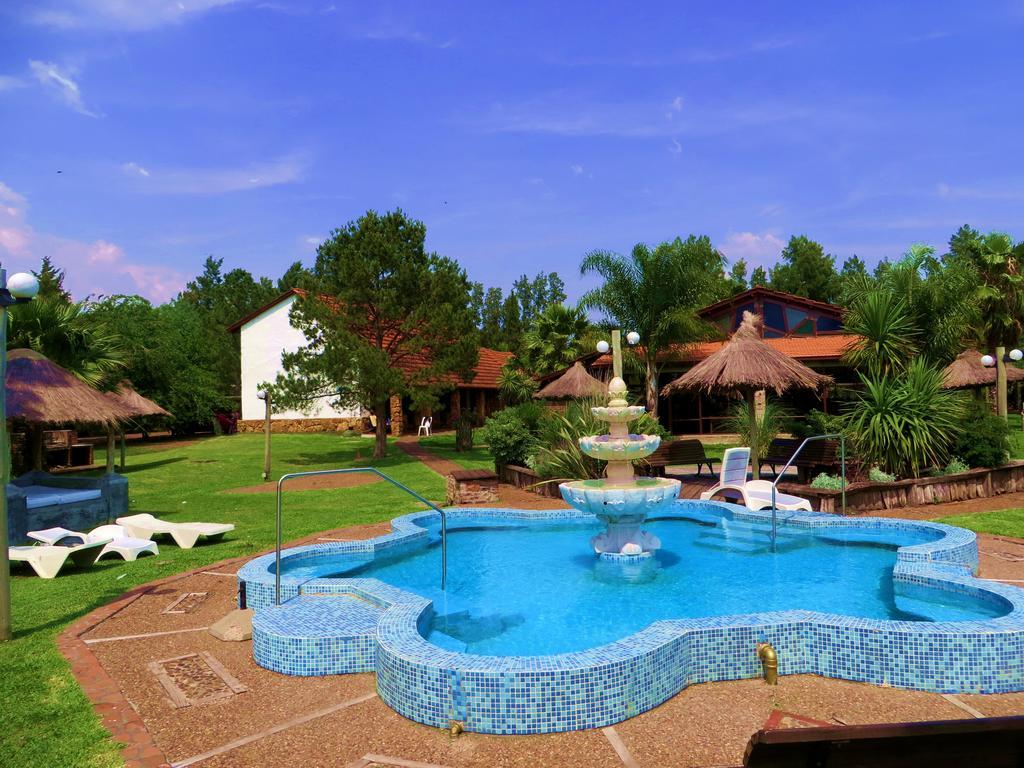 Casa De Piedra Hotell Termas del Daymán Eksteriør bilde